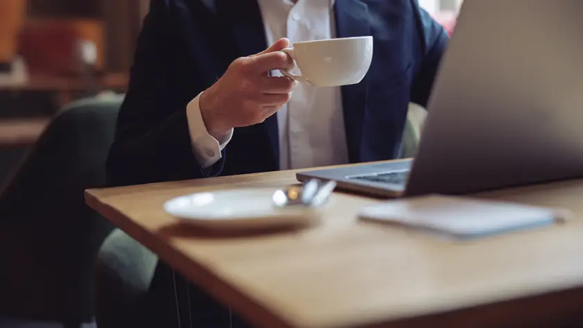 aparat cafea pentru birouri chirie