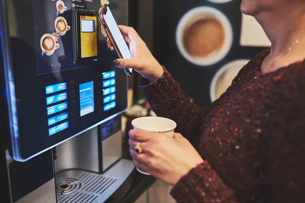 automat cafea plata contactless time kaffee